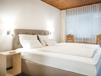 Einzelzimmer mit Balkon